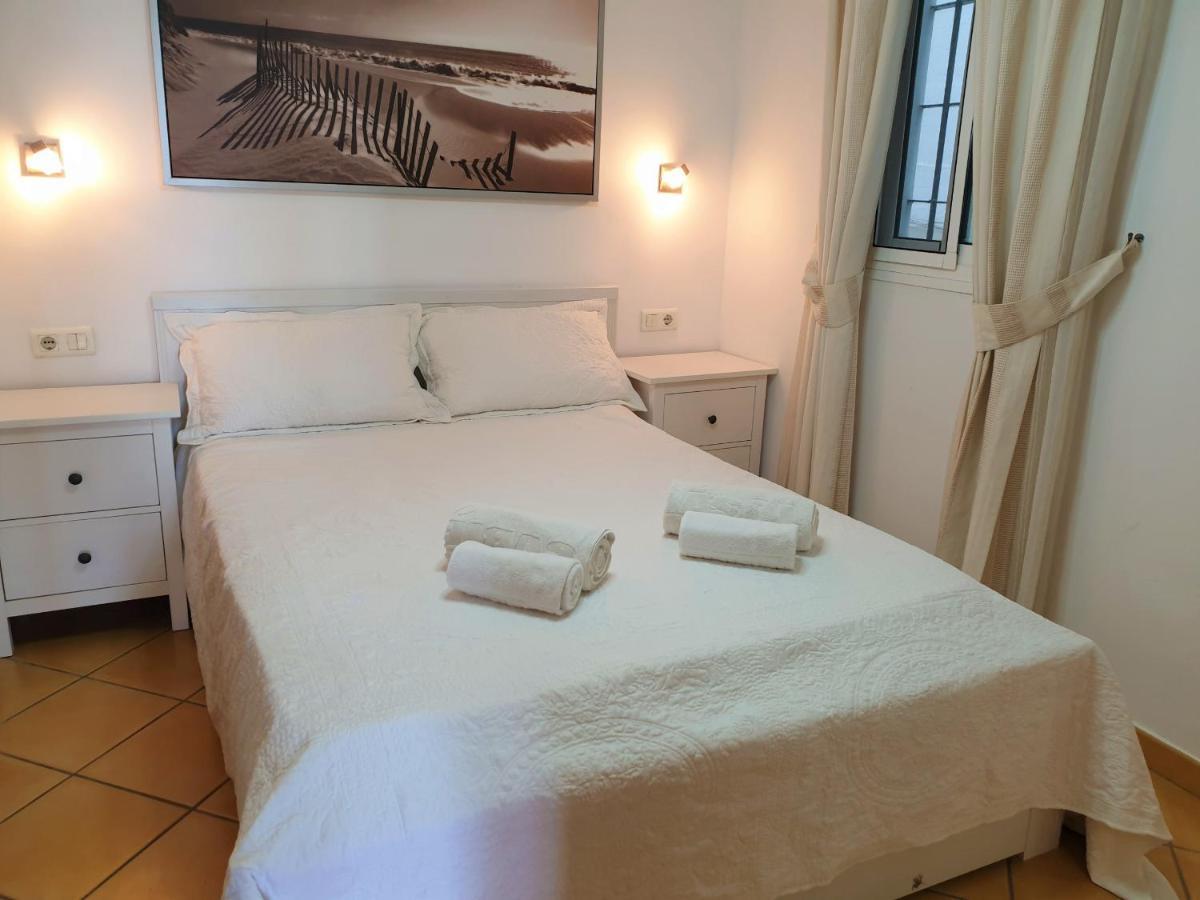 Dona Lola Micaela - Fully Equiped 1 Bedroom Ground Floor Beach Front Apartment With Direct Access To The Beach Of Calahonda - Costa Del Sol - Cs155 Sitio de Calahonda Exterior foto